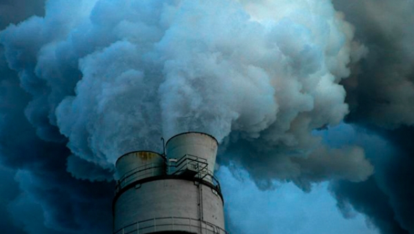 Объём выбросов химических веществ в атмосферу России является максимальным за последние 16 лет